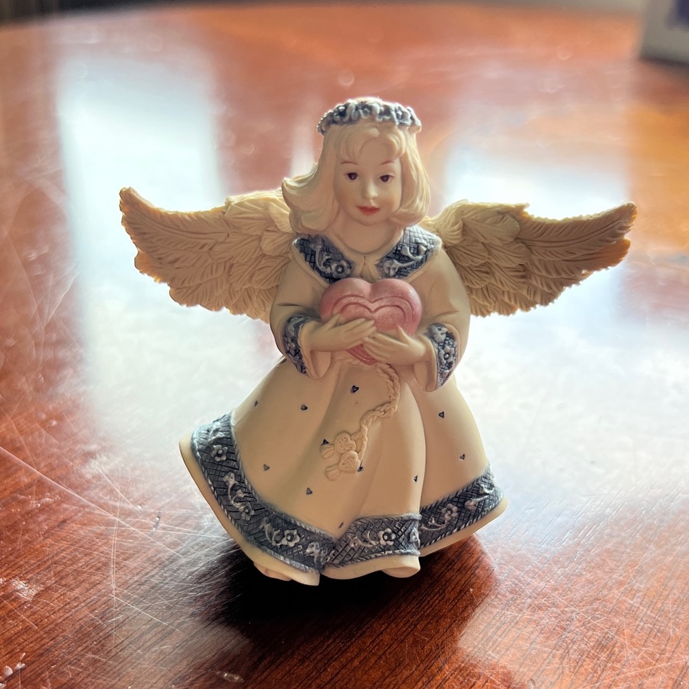 Sarah’s Angels Figurine